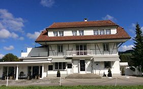 Landcafe mit Mini Hotel